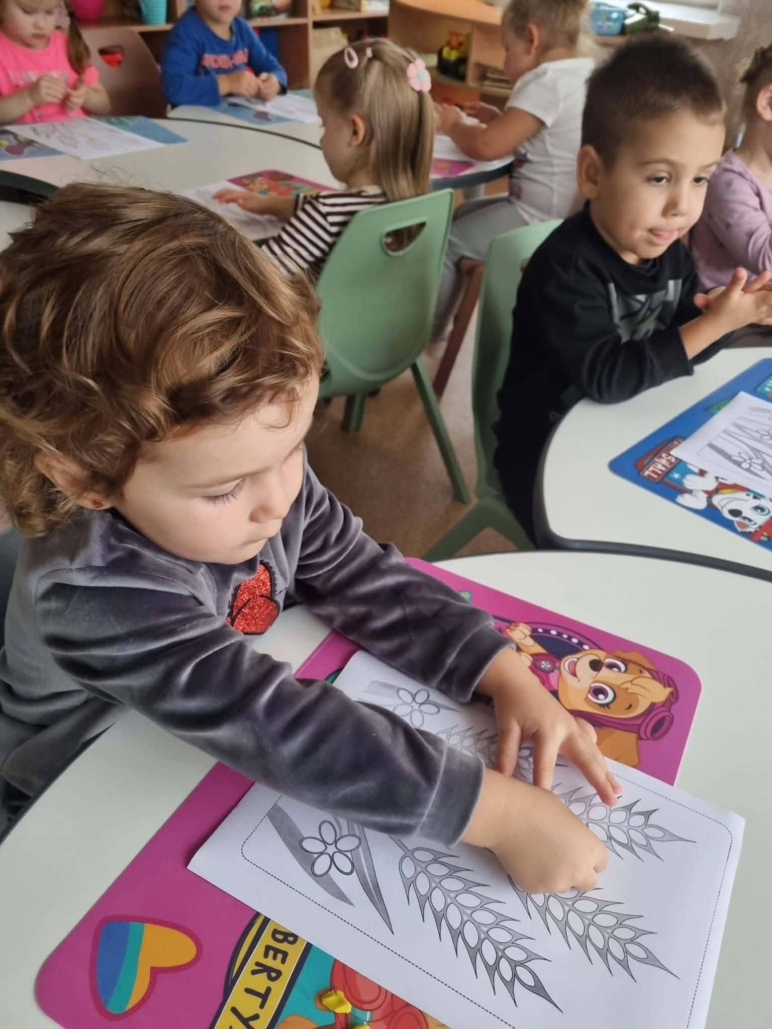 „Boružėlių“ grupės edukacinė veikla „Nuo mažo grūdelio iki gardžios duonelės“